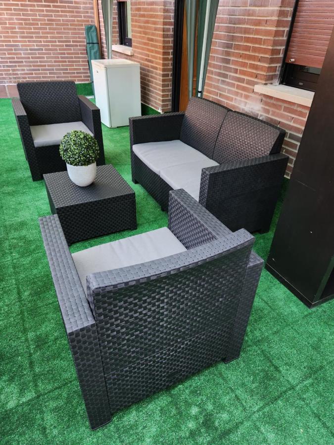 Hostel Pepe Viajes Madrid Exteriör bild